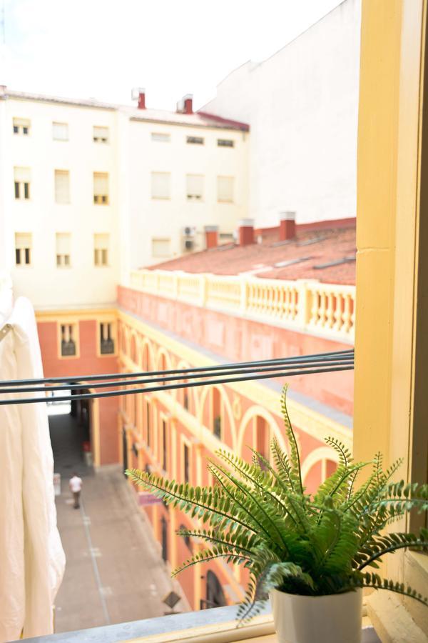 Hostal Guestped Madrid Eksteriør billede